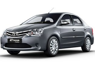 12 seater tempo traveller in delhi